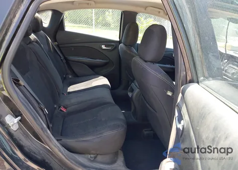 2015 Dodge Dart Sxt из США, поврежденный, VIN 1C3CDFBB1FD351847